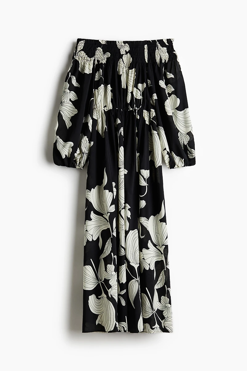 Robe épaules nues à encolure avec smocks