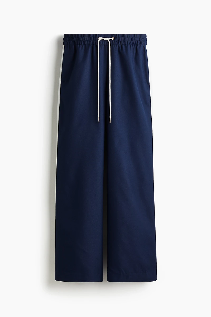 Wide-Leg Drawstring Pants