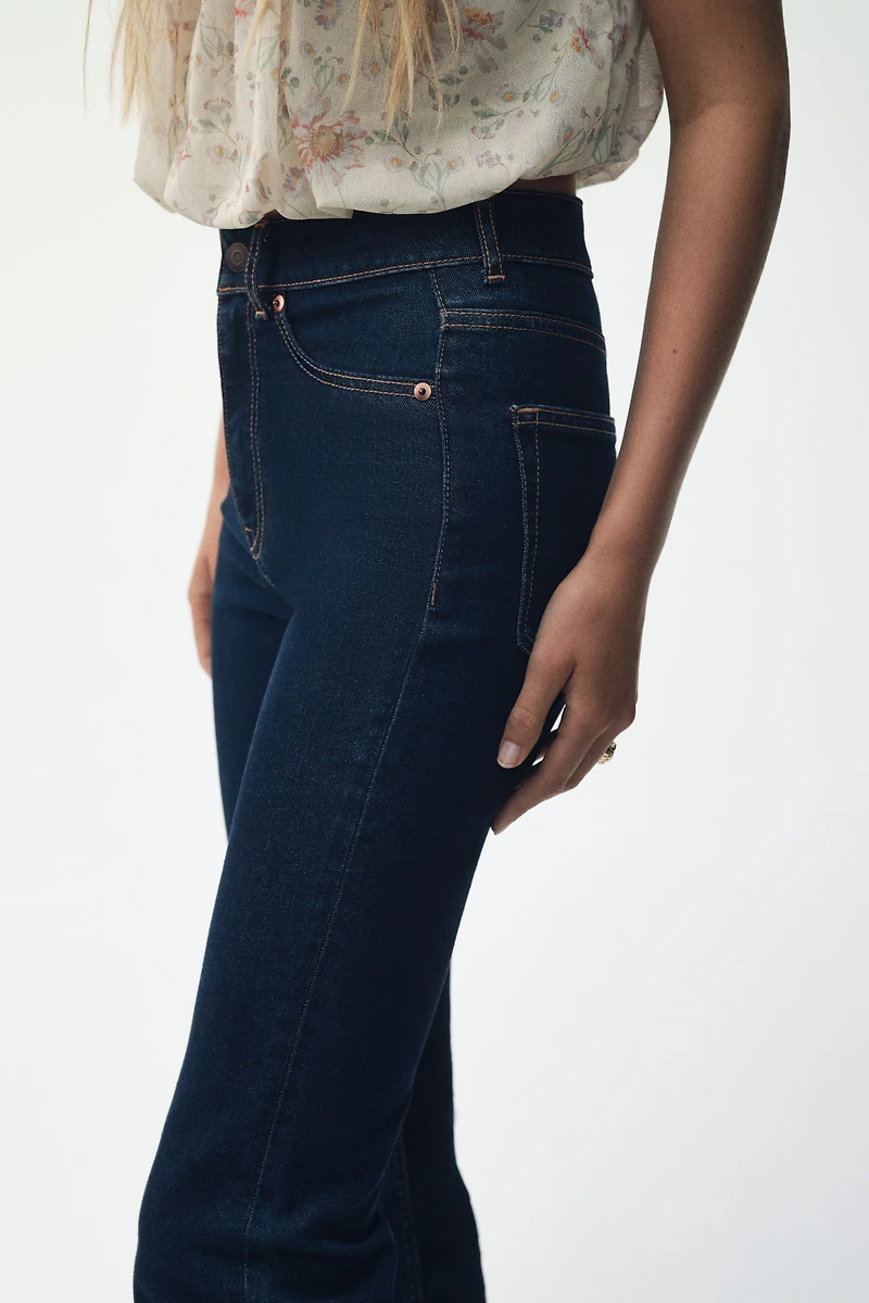 Flared High Jeans