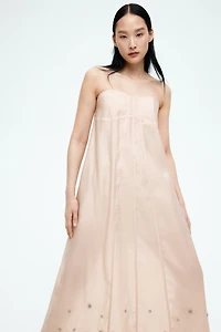 Robe bandeau ornementée