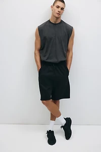Loose-Fit Sports Shorts with DryMove™