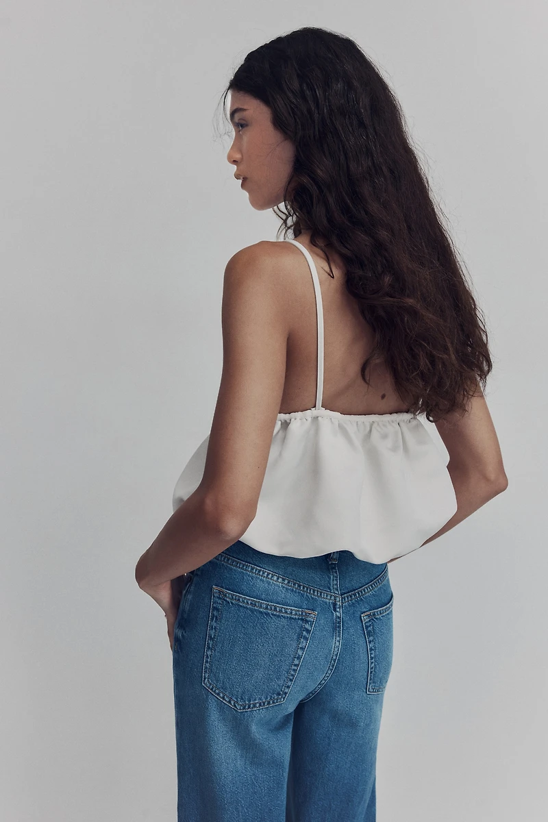 Haut à bretelles fines avec bas effet ballon
