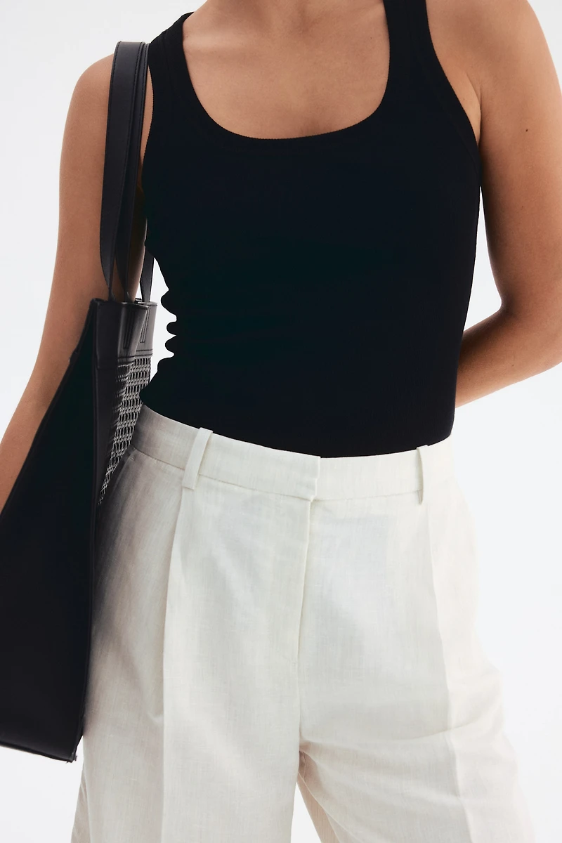 Short Bermuda en lin mélangé