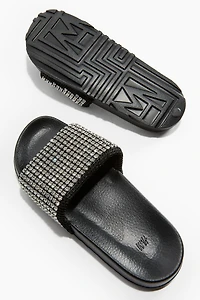 Claquettes de piscine ornées pierres du Rhin