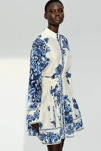Robe avec ceinture à nouer