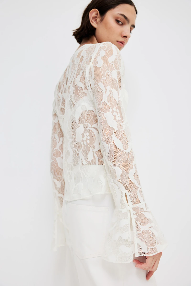Blouse en dentelle