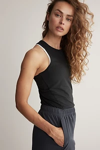 Sports Tank Top with DryMove™