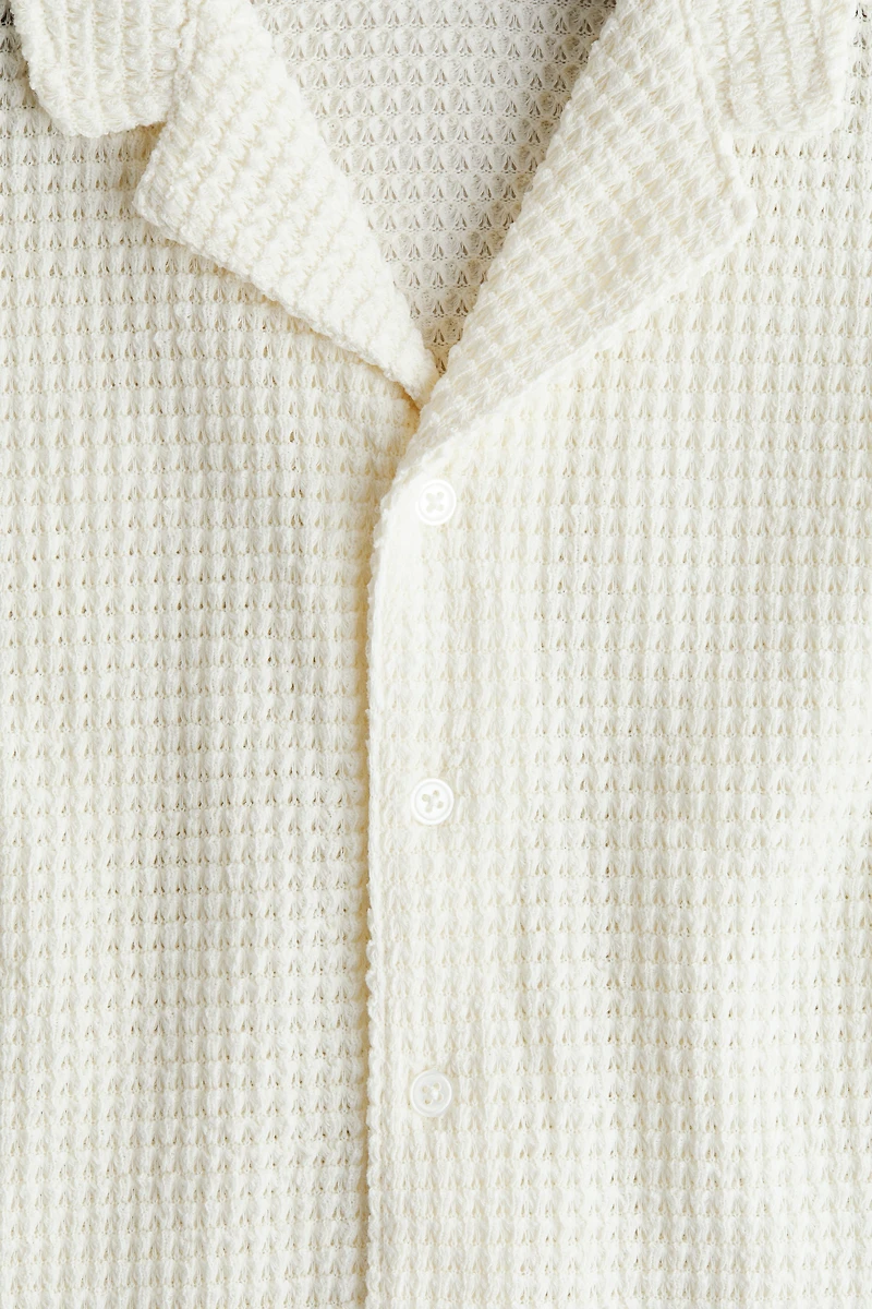 Chemise en tricot texturé avec col cubain