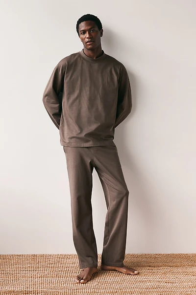 T-shirt et pantalon de pyjama