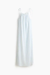 Robe froissée avec bretelles à nouer