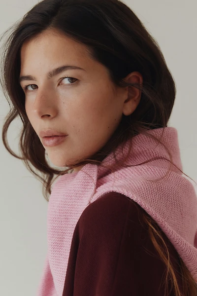 Garter-Stitched Triangle Scarf