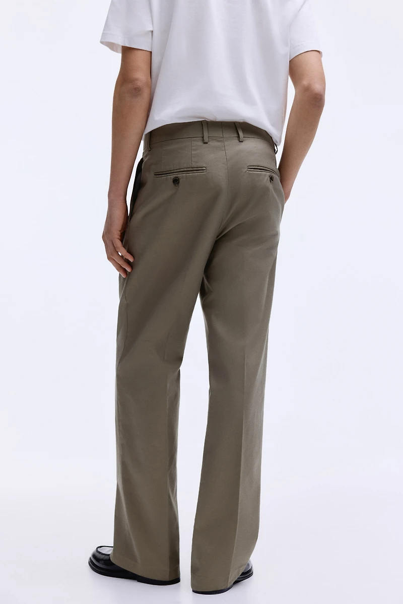 Loose-Fit Tailored Pants