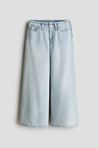 Jean à jambes larges