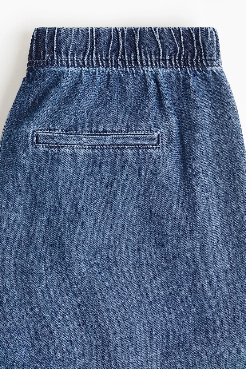 Short en denim avec taille élastique