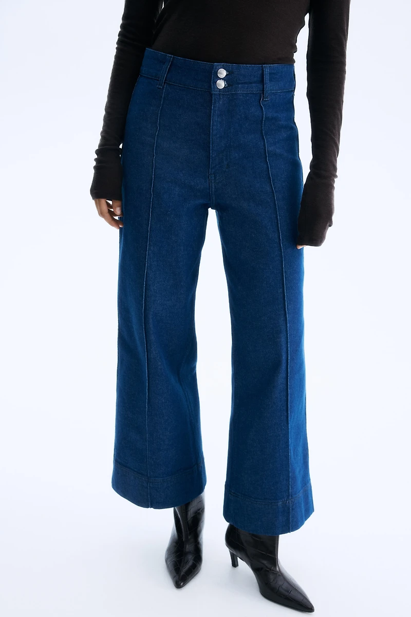 Wide High Ankle Jeans