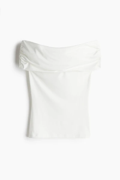 Haut épaules nues froncé