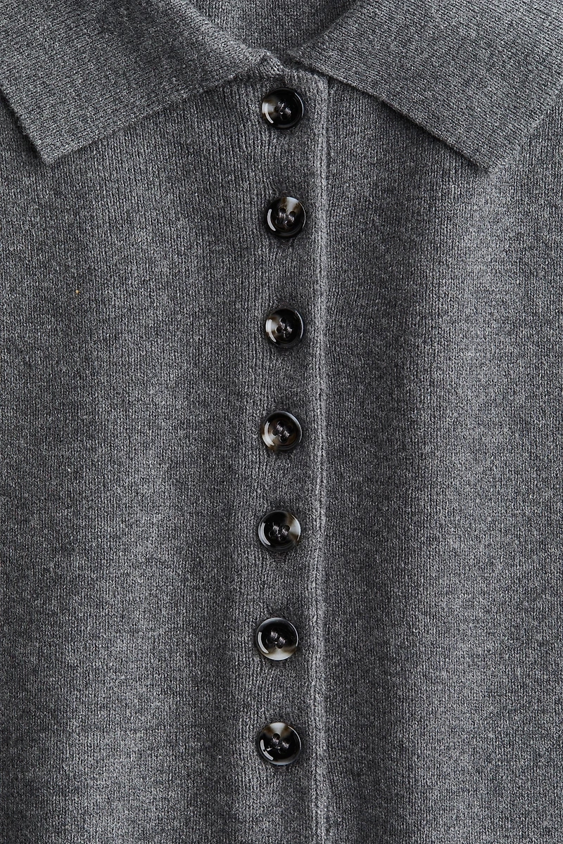 Chandail sans manches avec col