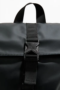 Sac à dos à rabat enroulable