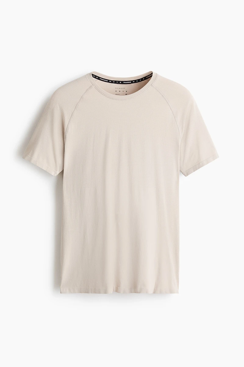 Muscle Fit Sports T-Shirt with DryMove™