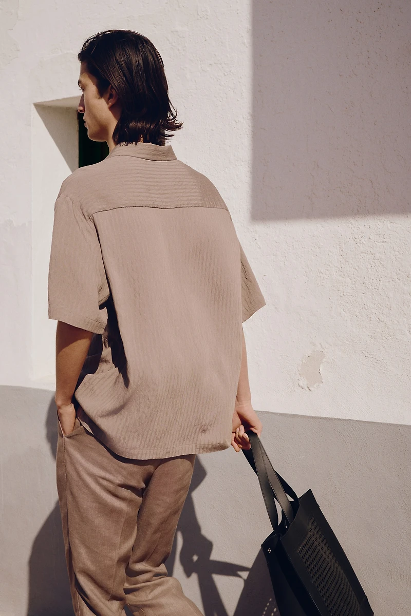 Loose-Fit Crinkled Resort Shirt