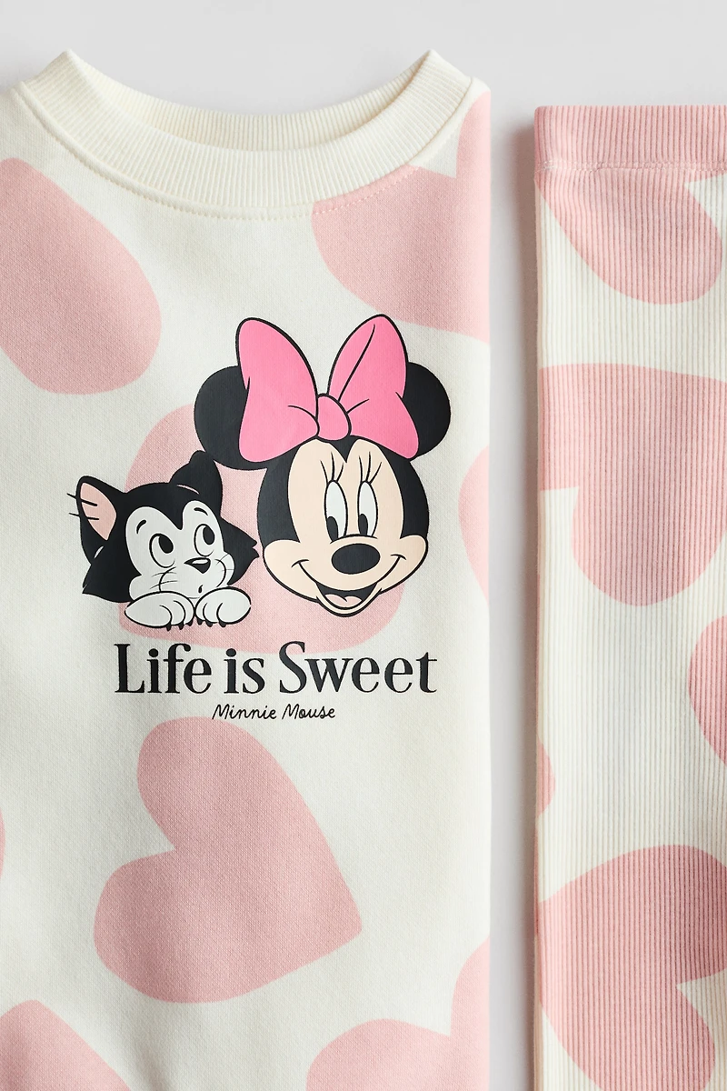 Ensemble 2 pièces avec chandail et legging