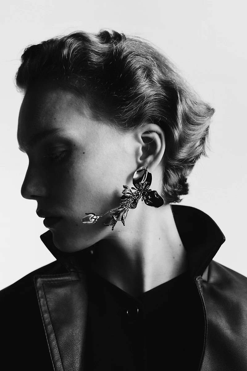 Flower Dangle Earrings