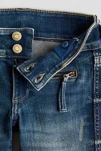 Jean Taille Basse à jambes semi-évasées