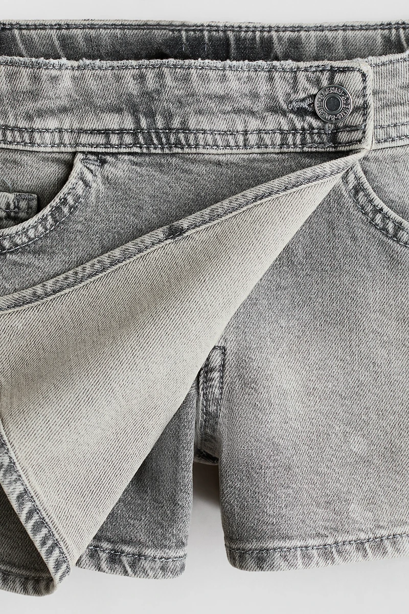 Jupe-short croisée en denim