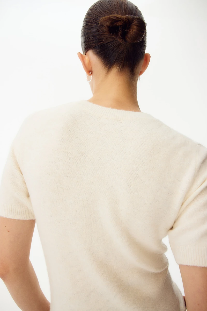 MAMA Short-Sleeved Fine-Knit Top