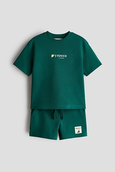 2-Piece T-Shirt and Sweatshorts Set