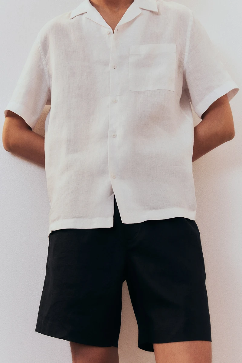 Chemise coupe classique en lin à col cubain