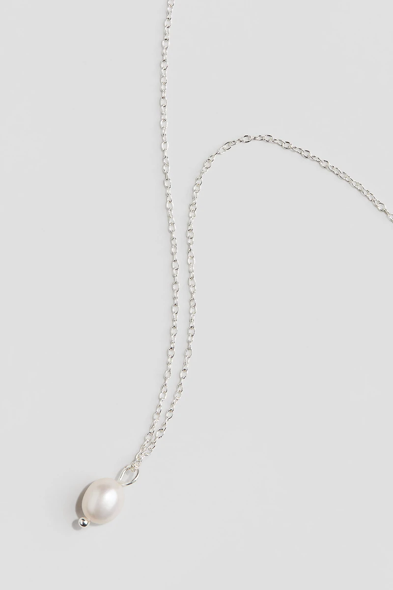 Sterling Silver Necklace with Pearl Pendant
