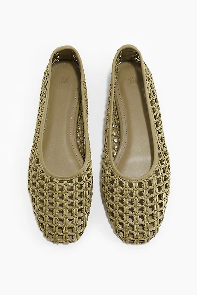 Straw Flats