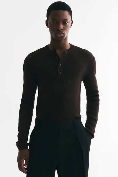 Slim-Fit Ribbed Henley Shirt