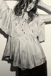 Blouse jacquard brodée