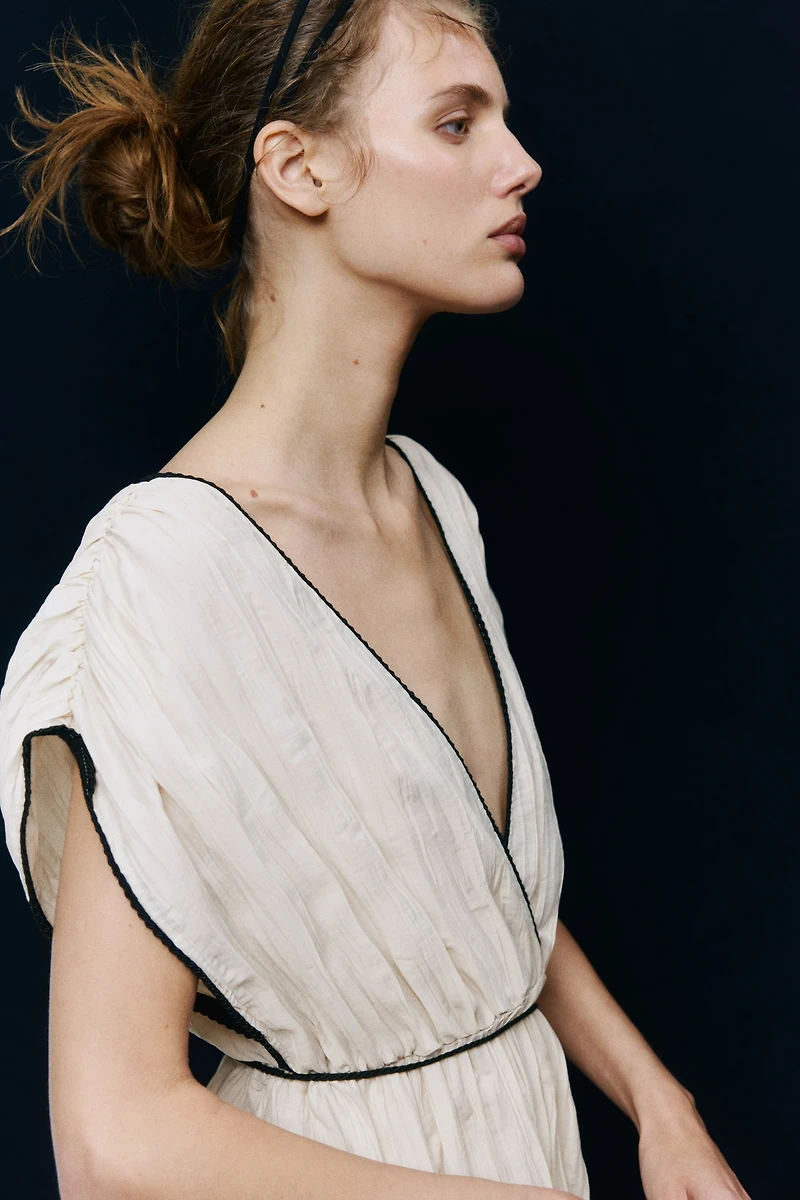 Crinkled Tie-Detail Dress