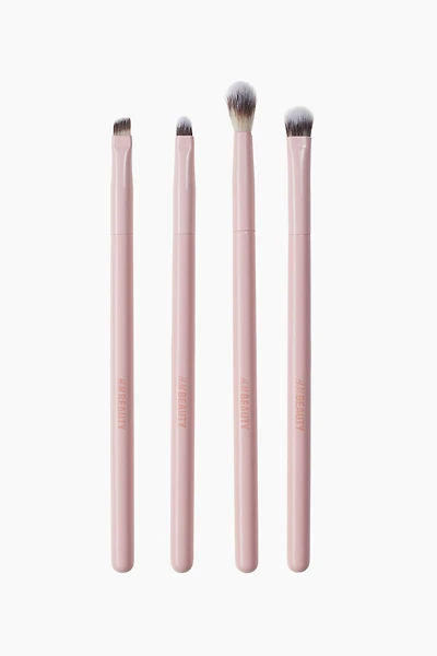 Essential Kit For Eye Makeup