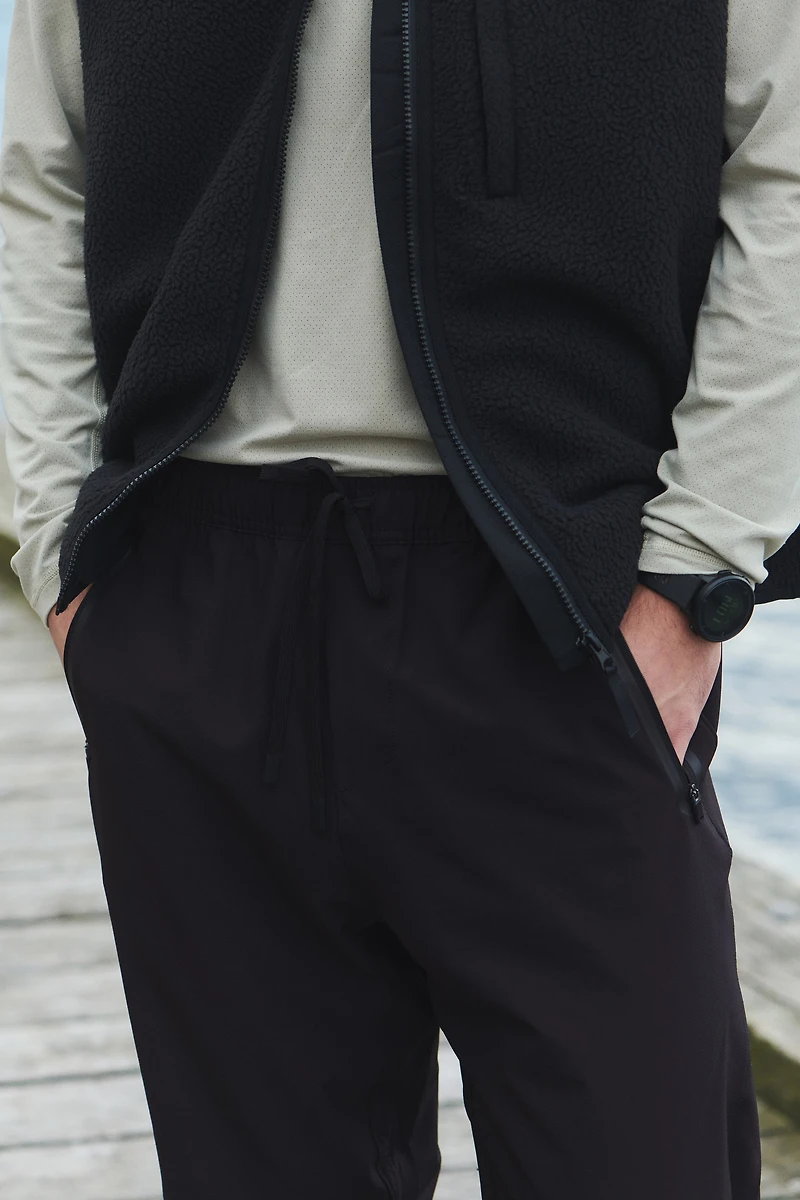 Sports Joggers with DryMove™