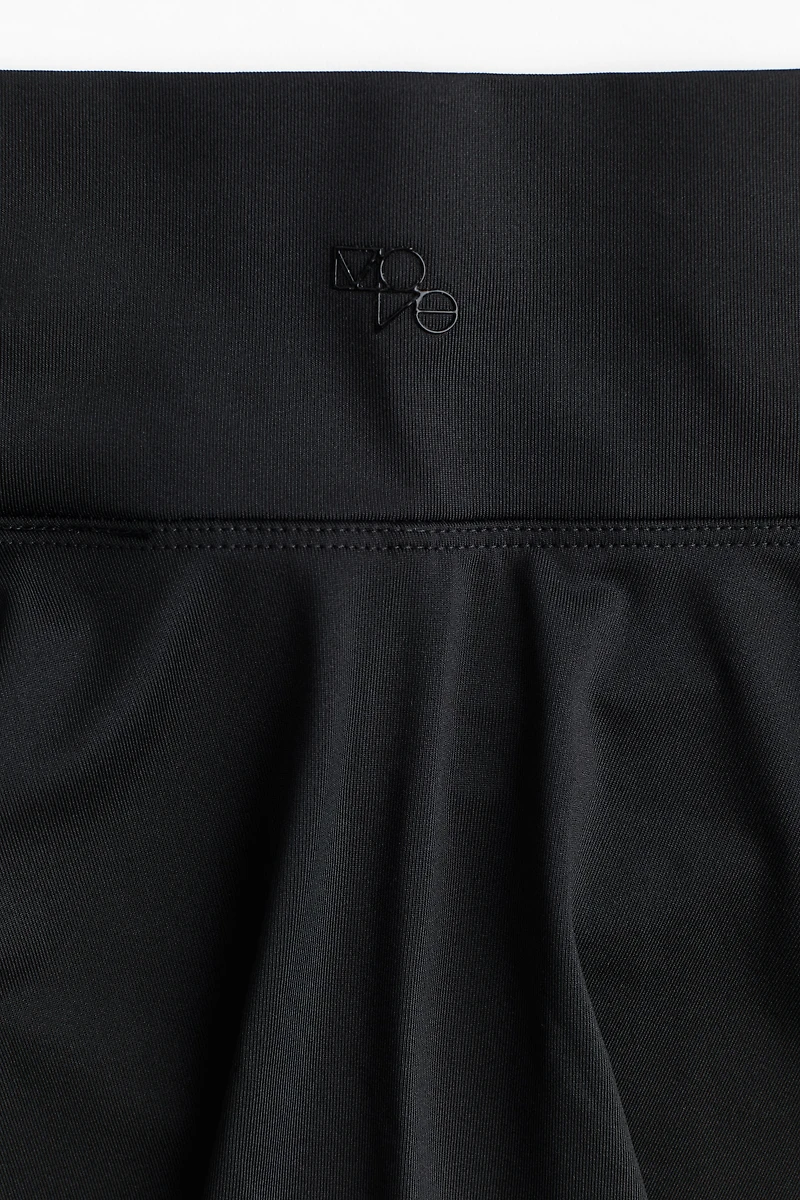 Tennis Circle Skirt with DryMove™