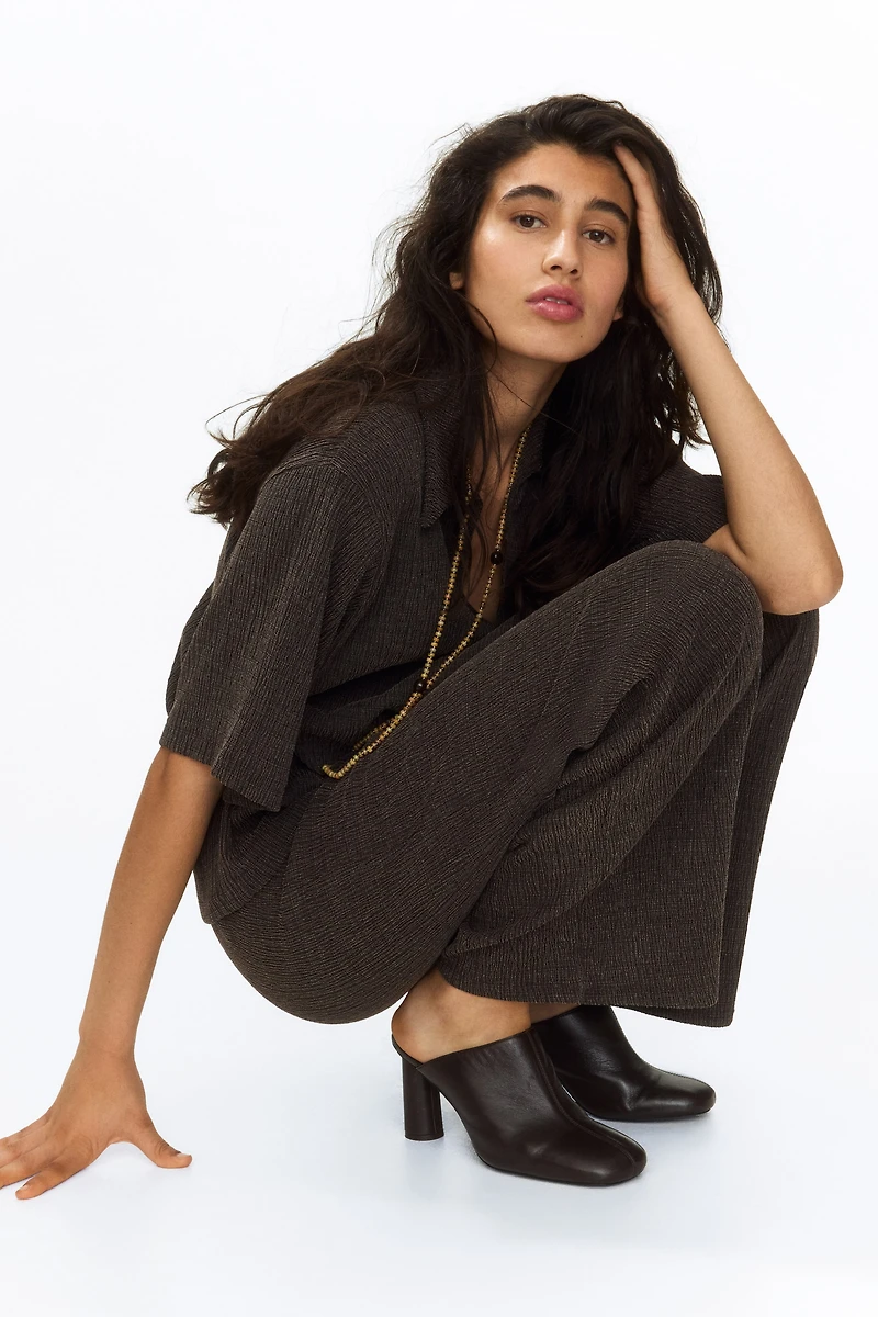 Straight Crinkled Pants