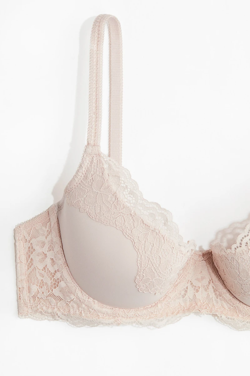 Soutien-gorge coussiné en microfibre et dentelle