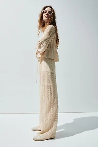 Blouse volantée en dentelle