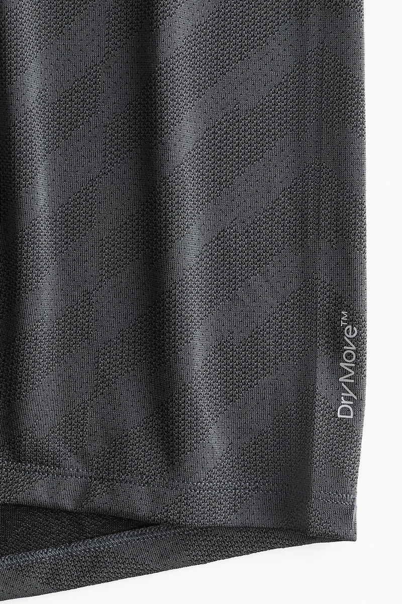 T-shirt de sport coupe classique avec DryMove™