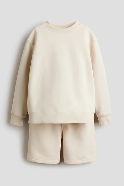 2-Piece Sweatshirt and Sweatshorts Set