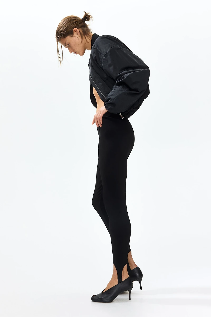 Crease-Front Stirrup Leggings
