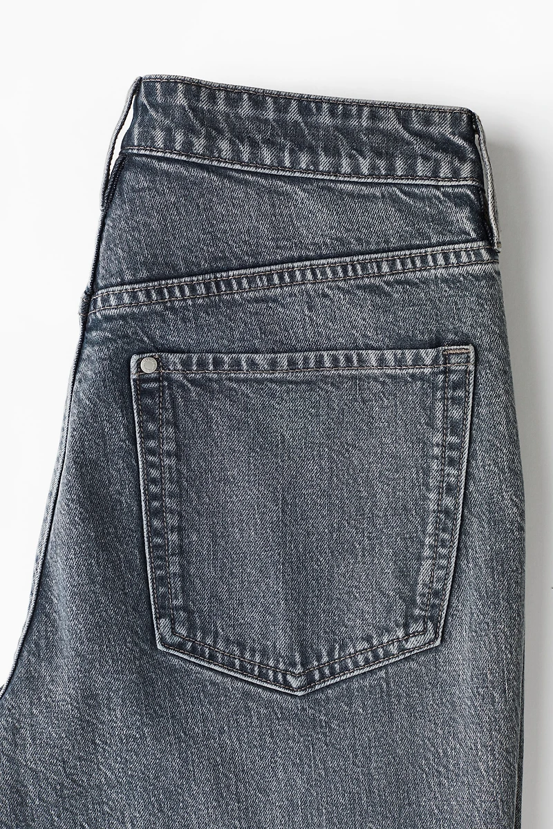 Slim Straight High Jeans