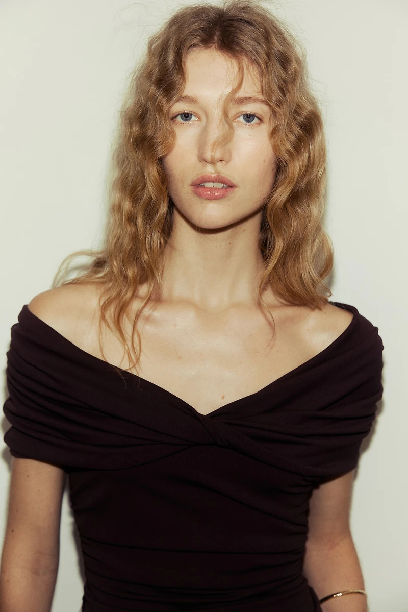 Twist-Detail Off-the-Shoulder Top