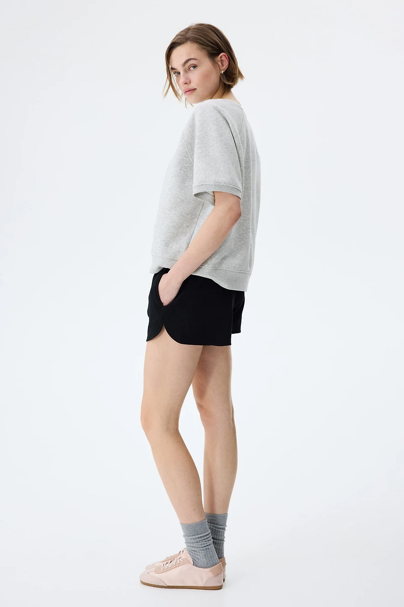Short-Sleeved Sweatshirt