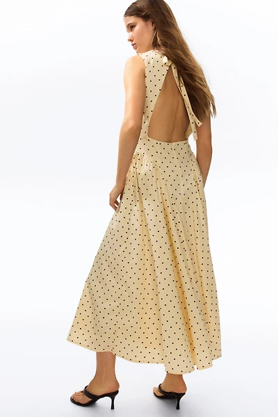 Robe en popeline de coton avec dos ouvert