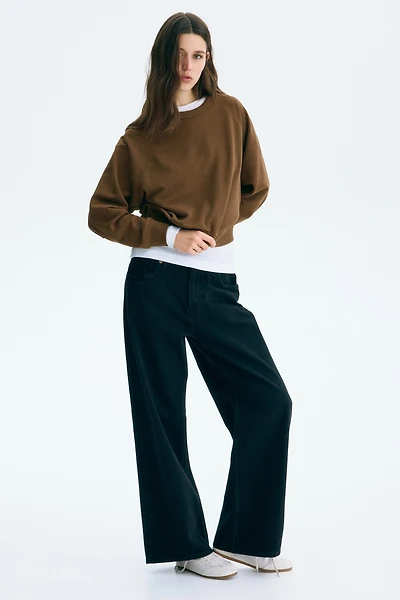 Raglan-Sleeved Sweatshirt